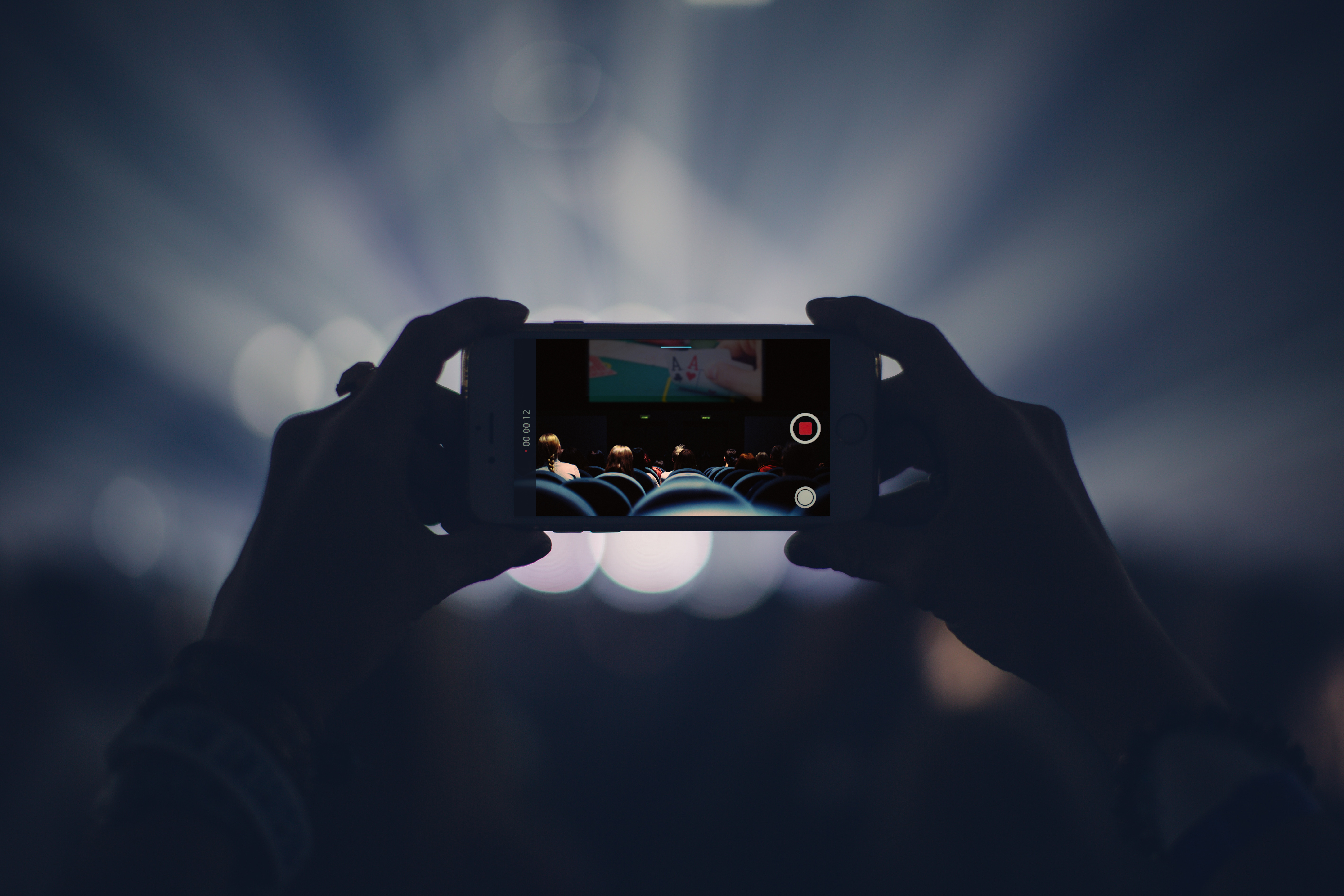 Camcording: scoperto e denunciato il principale “release group” operante sul territorio italiano. Il plauso della FAPAV Camcording: scoperto e denunciato il principale “release group” operante sul territorio italiano. Il plauso della FAPAV