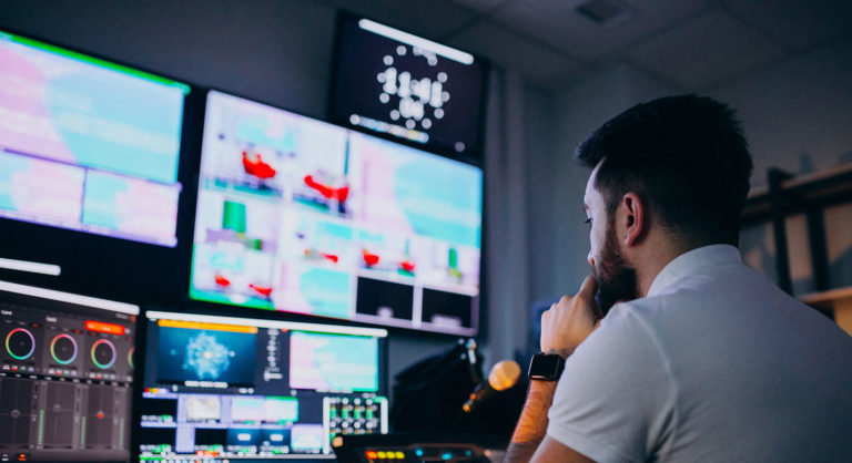 IPTV illegali: sequestrati 56 server e bloccati 160 mila abbonamenti pirata. IPTV illegali: sequestrati 56 server e bloccati 160 mila abbonamenti pirata.